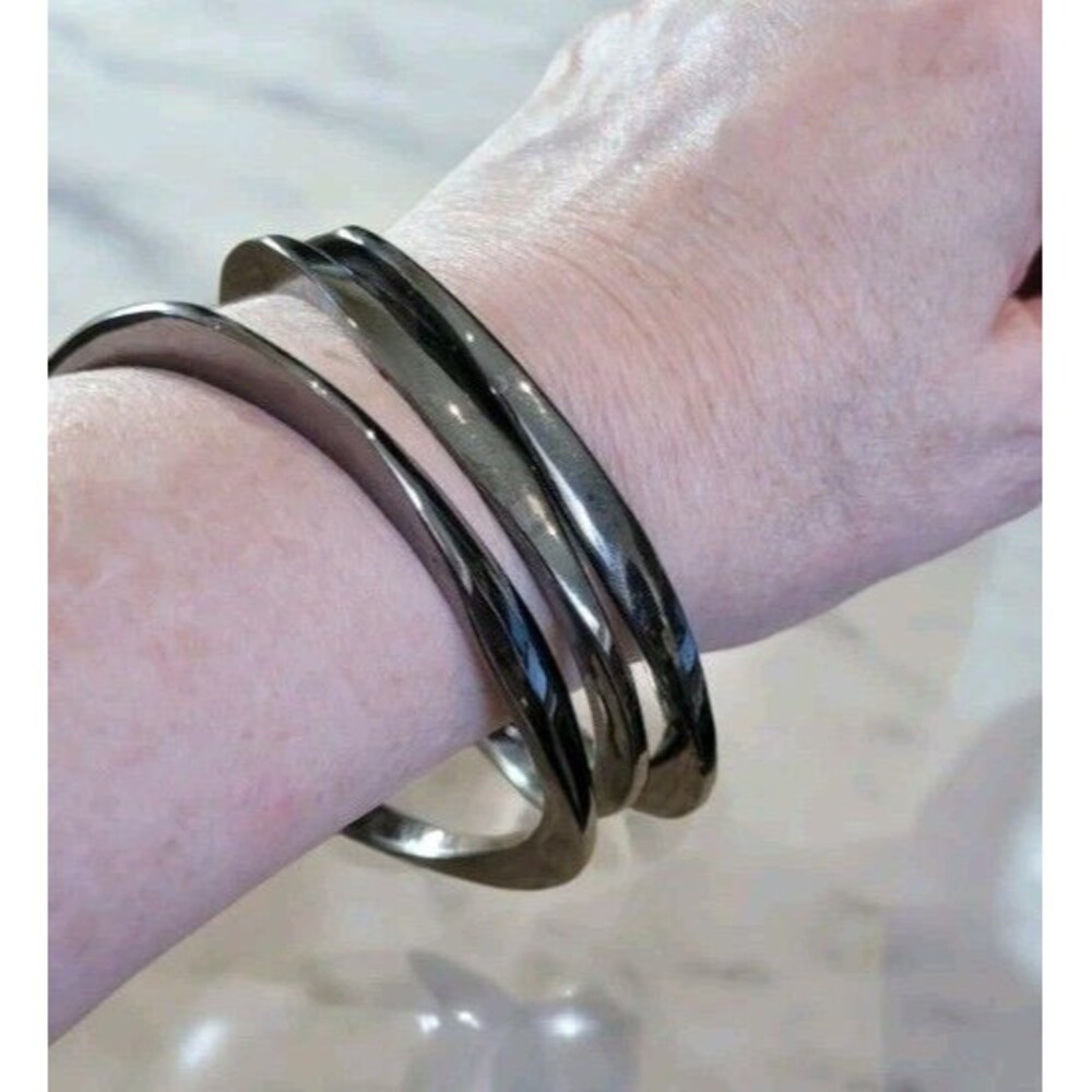 Cookie Lee Geometric Gunmetal set of 3 Bangle Bracelets Signed